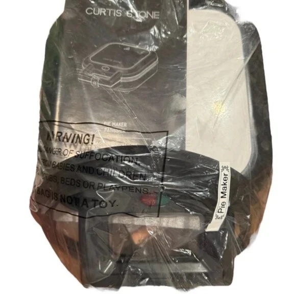 Curtis Stone Pie Maker - NEW - Picture 3 of 4